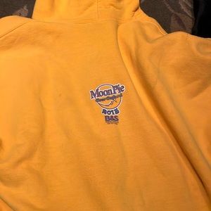 XL unisex yellow hoodie